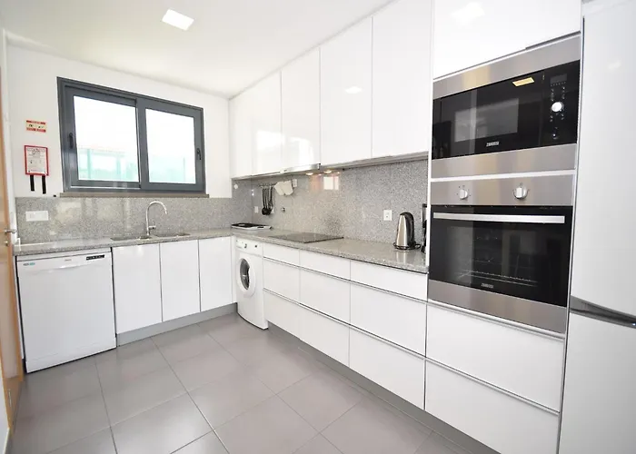 Family With Terrace And Pool Vila Foz do Arelho