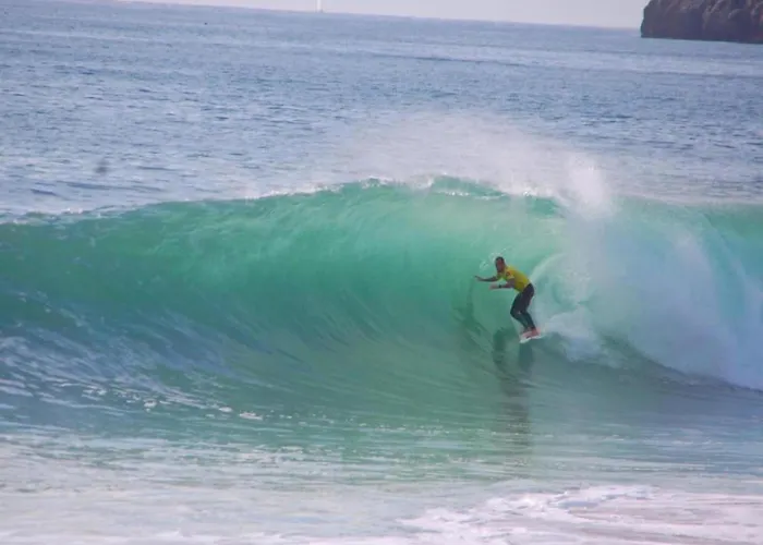 Family With Terrace And Pool Vila *