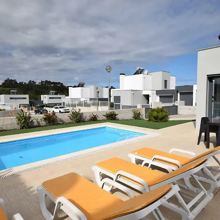 Lavish In With Private Pool Foz do Arelho