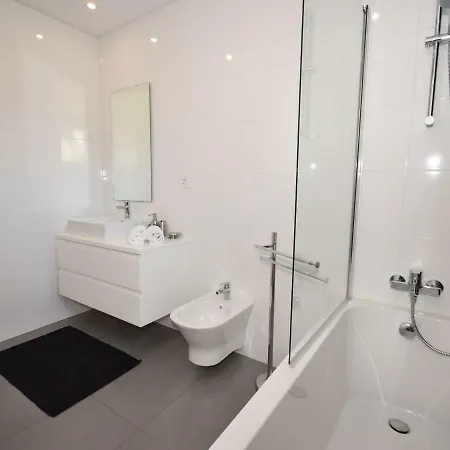 Villa Lavish In With Private Pool