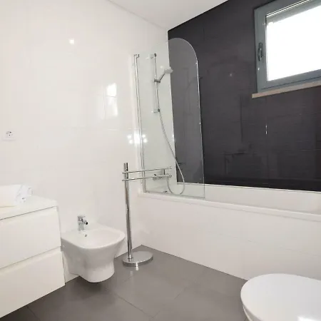 Lavish In With Private Pool Villa Foz do Arelho